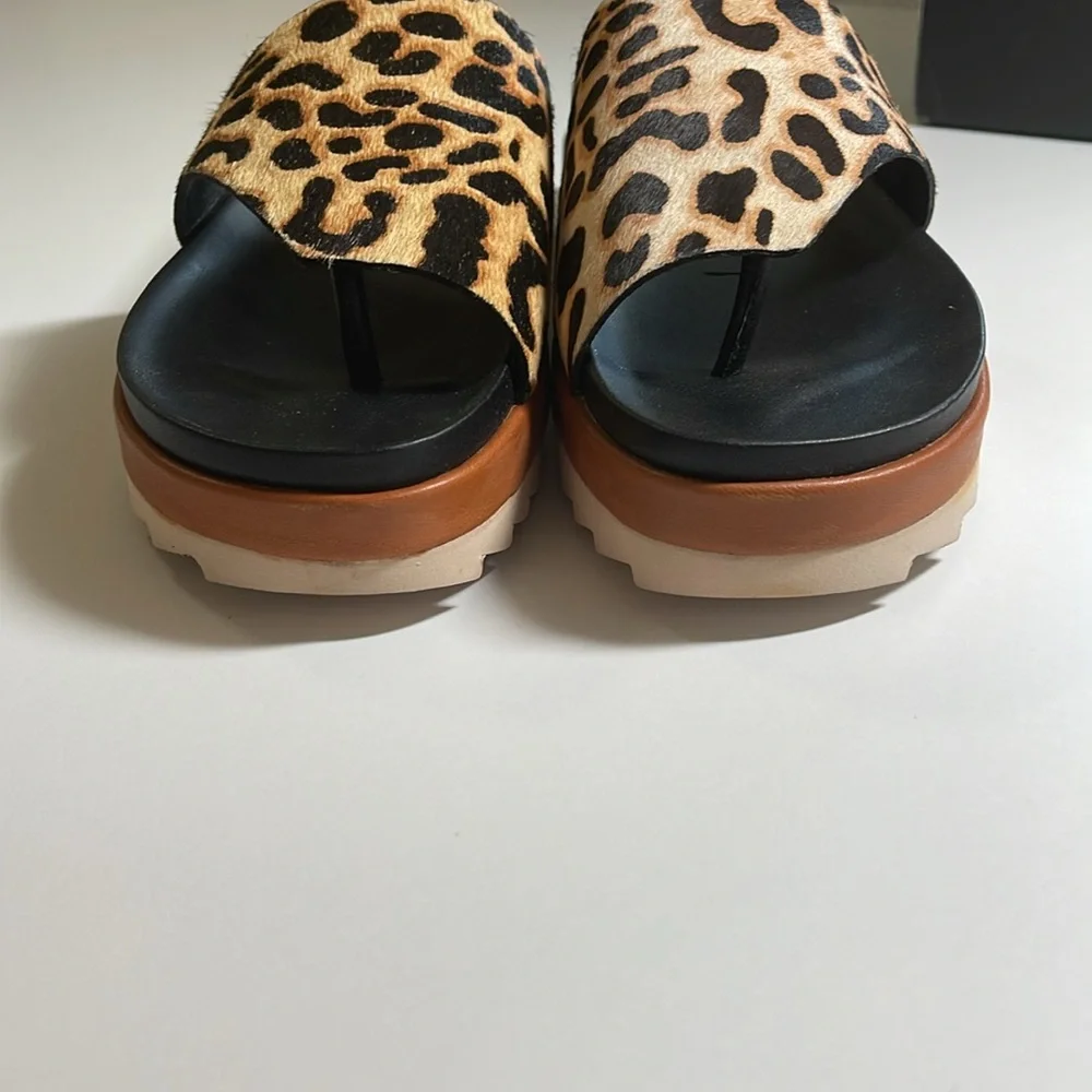Donald j Pliner leopard calf hair sandals - Picture 3 of 10